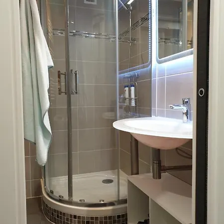 Apartment 2cap D'agde Naturiste Grand T2 De Standing Avec Garage Prive Agde