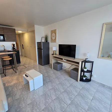 شقة T2 Avec Garage Prive 2 Cap-D'Agde Naturiste آجد