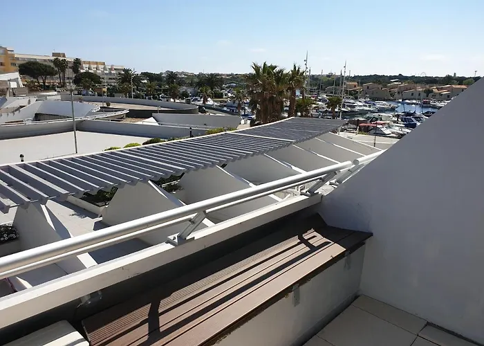 2cap D'agde Naturiste Grand T2 De Standing Avec Garage Prive *